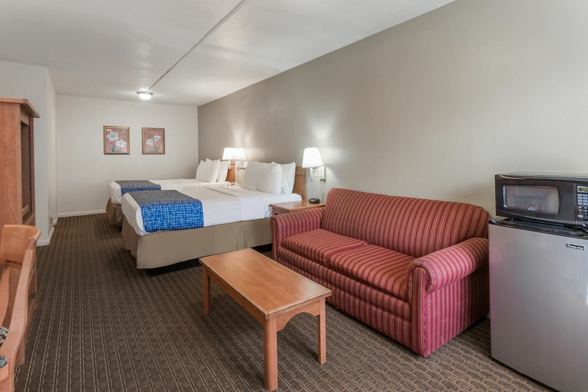 Travelodge By Wyndham Eugene Downtown/University Of Oregon Exterior photo